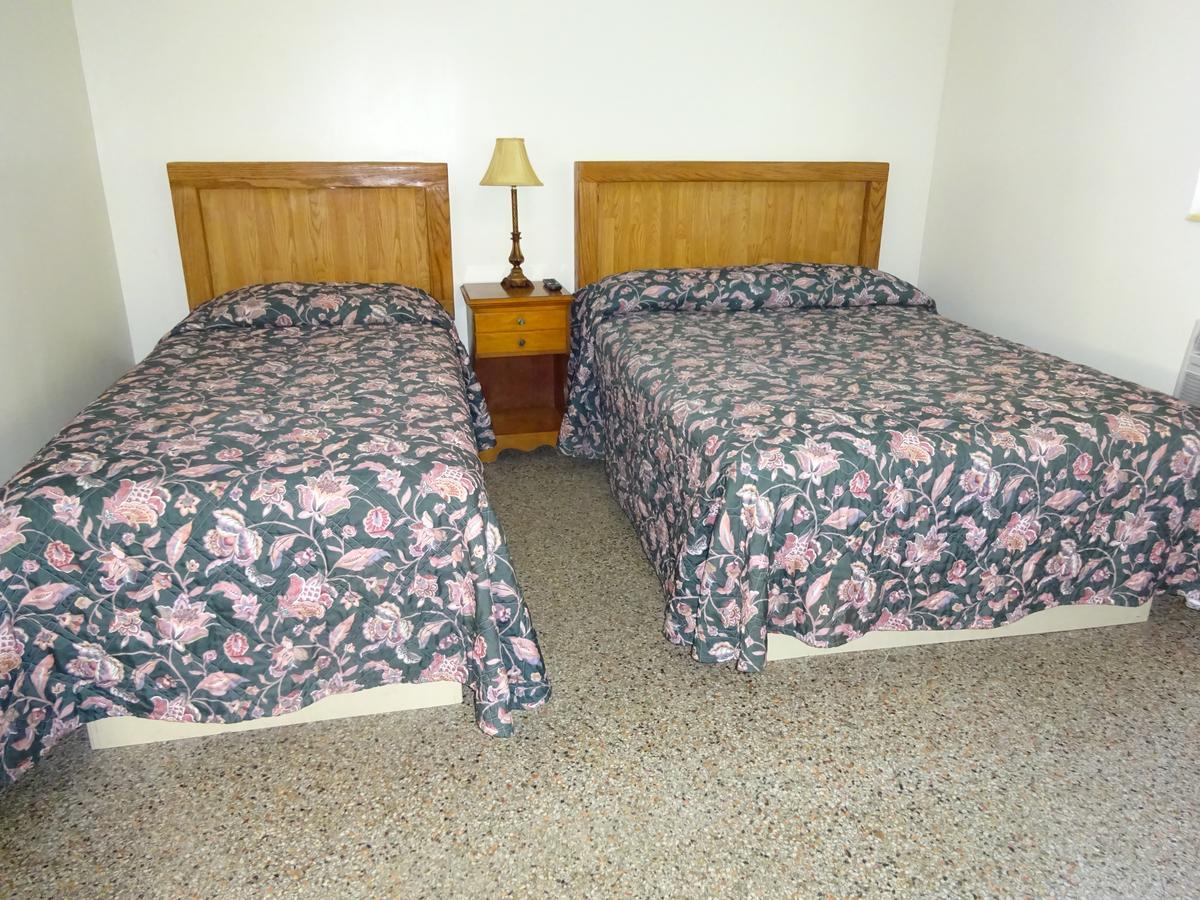 Ebb Tide Motel St. Pete Beach Ngoại thất bức ảnh