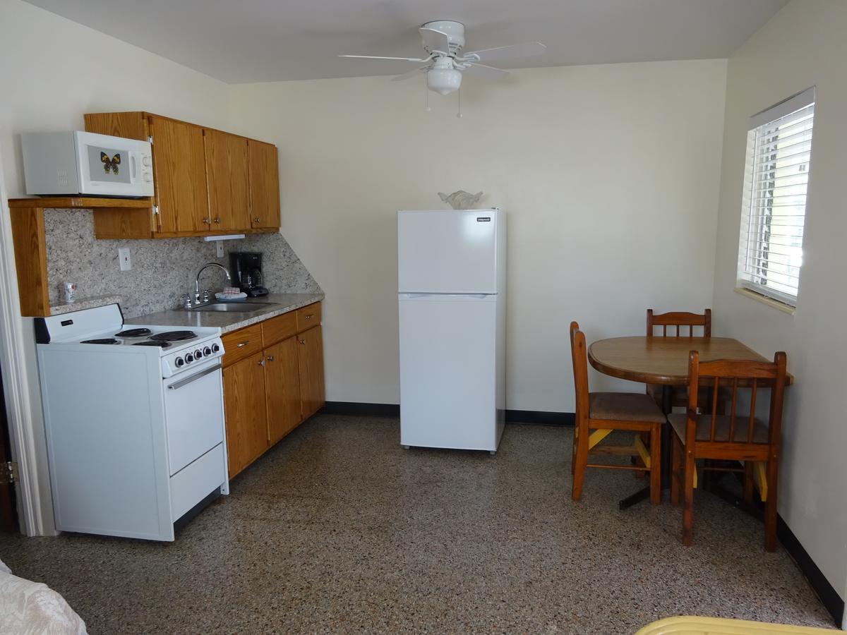 Ebb Tide Motel St. Pete Beach Ngoại thất bức ảnh
